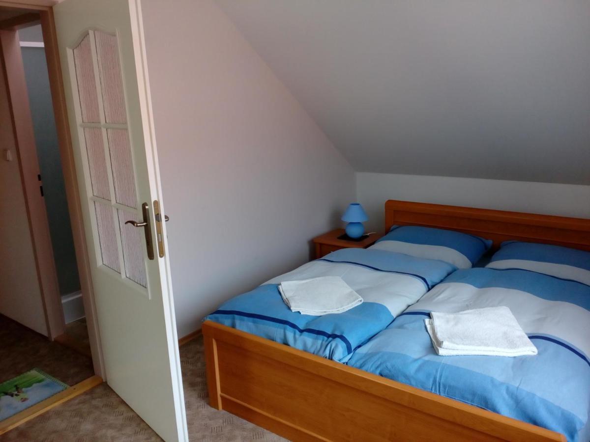 Bed and Breakfast Platanus Beckov Экстерьер фото