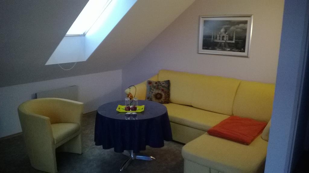 Bed and Breakfast Platanus Beckov Номер фото