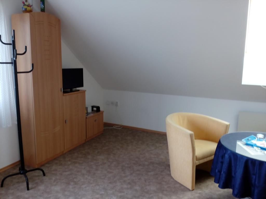 Bed and Breakfast Platanus Beckov Экстерьер фото